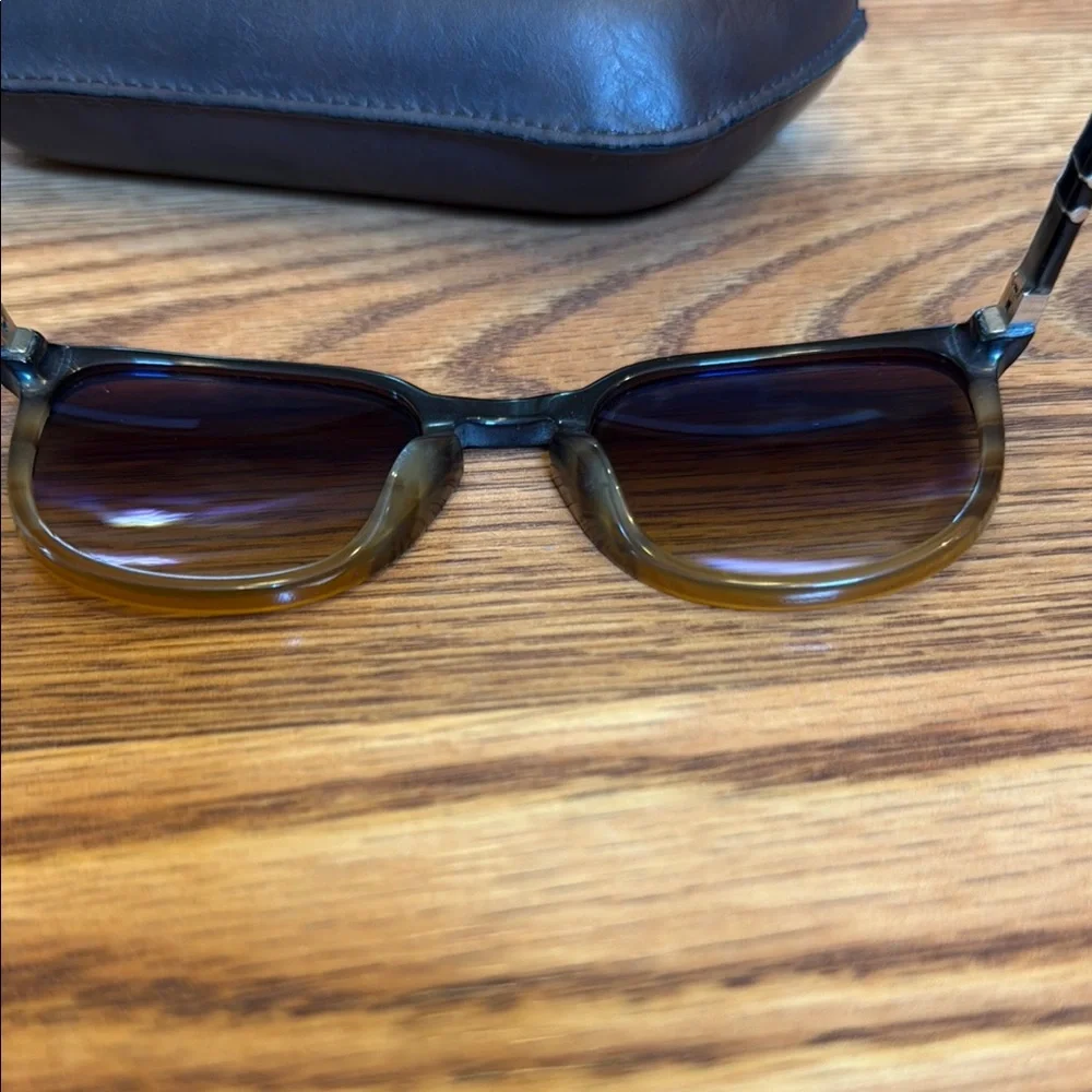 Persol 3226S Tortoise Shell Sunglasses with Case